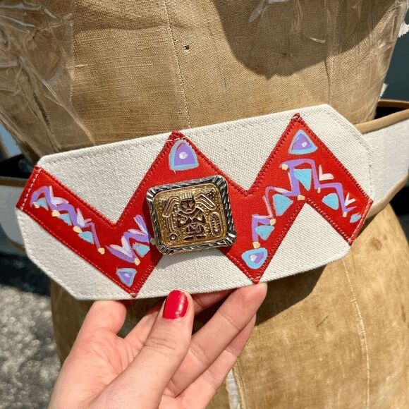 Vintage VST Belt - Hand-Painted Canvas, Aztec Buckle, One-of-a-Kind Slow Fashion - Picture 7 of 9
